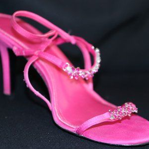 FIONI SANDALS SIZE 8 WIDE USED FUCHSIA RHIMESTONES